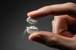 چگونه فساد دارو و شرایط نگهداری نامناسب می‌تواند سلامت ما را تهدید کند